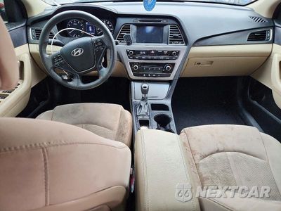 Zdjęcie 8 z 12 samochodu: 2017 HYUNDAI SONATA SPORT VIN:5NPE34AF0HH581232 - miniatura