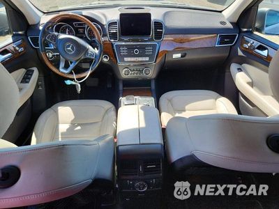 Zdjęcie 8 z 13 samochodu: 2017 MERCEDES-BENZ GLS 450 4MATIC VIN:4JGDF6EE7HA762847 - miniatura