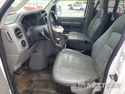 Zdjęcie 7 z 13 samochodu: 2012 FORD ECONOLINE E250 VAN VIN:1FTNS2EL8CDA69367 - miniatura