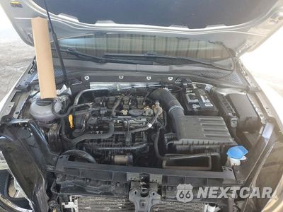 Zdjęcie 11 z 13 samochodu: 2017 VOLKSWAGEN GTI S/SE VIN:3VW447AU1HM051075 - miniatura
