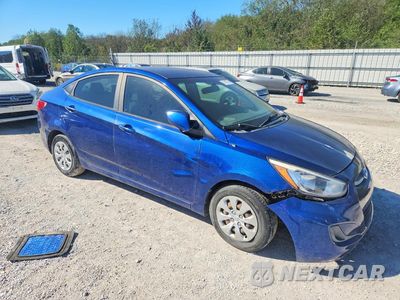 Czwarte zdjęcie samochodu z boku: 2017 HYUNDAI ACCENT SE VIN:KMHCT4AE4HU248841 - miniatura