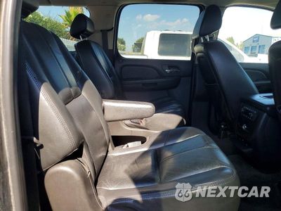Zdjęcie 11 z 14 samochodu: 2007 CHEVROLET SUBURBAN K1500 VIN:3GNFK16387G298970 - miniatura