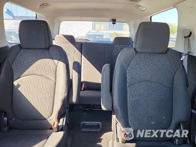 Zdjęcie 10 z 13 samochodu: 2015 GMC ACADIA SLE VIN:1GKKRPKD2FJ325800 - miniatura