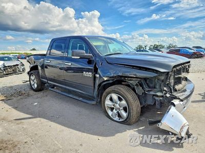Czwarte zdjęcie samochodu z boku: 2017 RAM 1500 SLT VIN:1C6RR6TT7HS542418 - miniatura