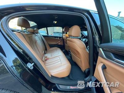 Zdjęcie 6 z 12 samochodu: 2019 BMW 540 XI VIN:WBAJE7C58KWW14782 - miniatura