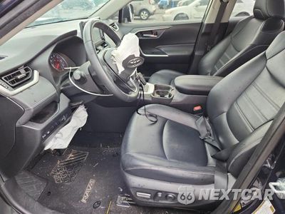 Zdjęcie 7 z 13 samochodu: 2020 TOYOTA RAV4 XLE PREMIUM VIN:JTMC1RFV5LD520757 - miniatura