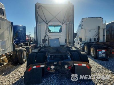 Zdjęcie 6 z 13 samochodu: 2018 PETERBILT 579 SEMI TRUCK VIN:1XPBA48X6JD478009 - miniatura