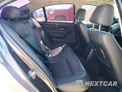 Zdjęcie 10 z 12 samochodu: 2007 BMW 335 I VIN:WBAVB73557PA89808 - miniatura
