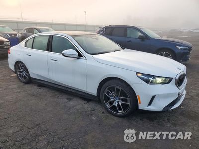 Czwarte zdjęcie samochodu z boku: 2025 BMW I5 XDRIVE 40 VIN:WBY13HG03SCT15228 - miniatura