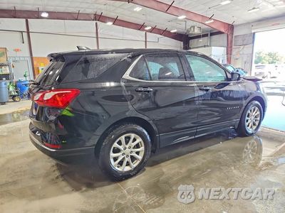 Trzecie zdjęcie samochodu z tyłu: 2019 CHEVROLET EQUINOX LT VIN:2GNAXKEV4K6139453 - miniatura