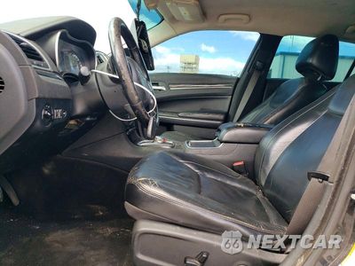 Zdjęcie 7 z 12 samochodu: 2015 CHRYSLER 300 LIMITED VIN:2C3CCAAGXFH849390 - miniatura