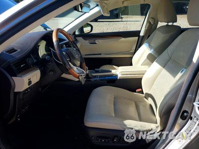 Zdjęcie 7 z 12 samochodu: 2016 LEXUS ES 300H VIN:JTHBW1GG8G2106113 - miniatura