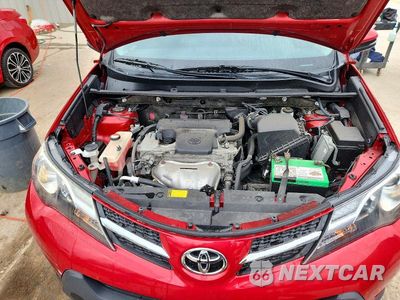 Zdjęcie 11 z 12 samochodu: 2015 TOYOTA RAV4 XLE VIN:JTMRFREV3FD106409 - miniatura