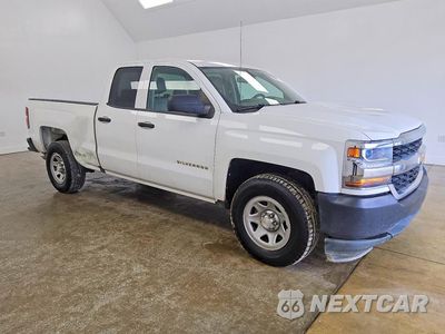 Czwarte zdjęcie samochodu z boku: 2018 CHEVROLET SILVERADO C1500 VIN:1GCRCNEH4JZ324950 - miniatura