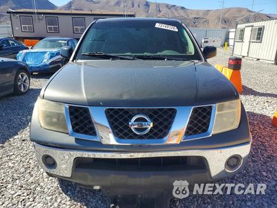 Piąte zdjęcie samochodu w środku: 2008 NISSAN FRONTIER SE V6 VIN:1N6AD07U48C450307 - miniatura