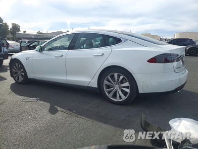 Drugie zdjęcie samochodu z przodu: 2015 TESLA MODEL S 85D VIN:5YJSA1H29FF091944 - miniatura