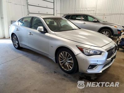 Czwarte zdjęcie samochodu z boku: 2018 INFINITI Q50 3.0T LUXE VIN:JN1EV7AR6JM437043 - miniatura