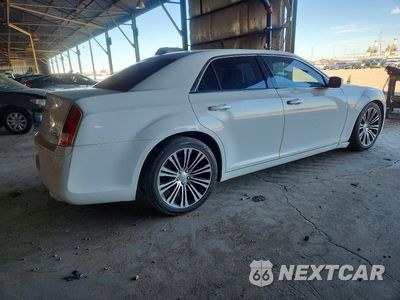 Trzecie zdjęcie samochodu z tyłu: 2013 CHRYSLER 300 S VIN:2C3CCABG5DH532919 - miniatura