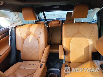 Zdjęcie 10 z 14 samochodu: 2022 TOYOTA HIGHLANDER HYBRID PLATINUM VIN:5TDEBRCH7NS086286 - miniatura
