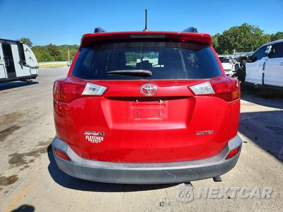 Zdjęcie 6 z 13 samochodu: 2015 TOYOTA RAV4 LIMITED VIN:JTMYFREV0FJ031794 - miniatura