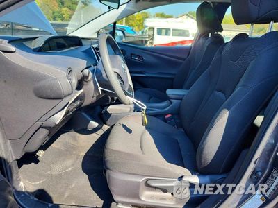 Zdjęcie 7 z 12 samochodu: 2020 TOYOTA PRIUS VIN:JTDKARFU7L3124886 - miniatura