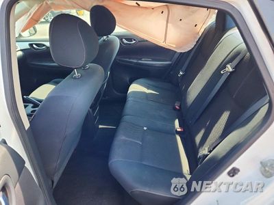 Zdjęcie 10 z 12 samochodu: 2018 NISSAN SENTRA S VIN:3N1AB7AP5JY332450 - miniatura