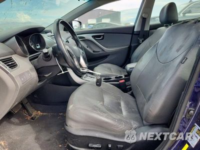 Zdjęcie 7 z 12 samochodu: 2013 HYUNDAI ELANTRA LIMITED VIN:5NPDH4AE2DH452097 - miniatura
