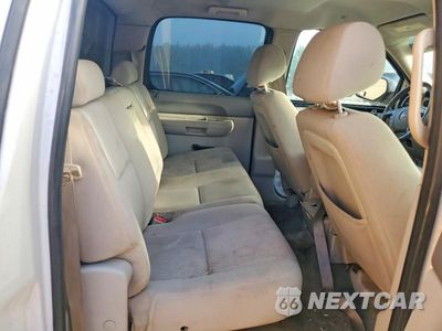 Zdjęcie 10 z 12 samochodu: 2010 GMC SIERRA SLE VIN:3GTRKVE33AG187099 - miniatura