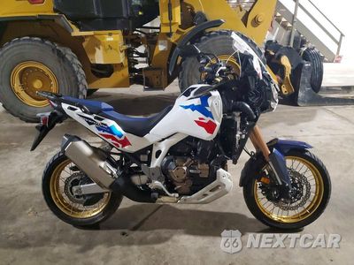 Trzecie zdjęcie samochodu z tyłu: 2024 HONDA CRF1100 D4 VIN:JH2SD15EXRK000605 - miniatura