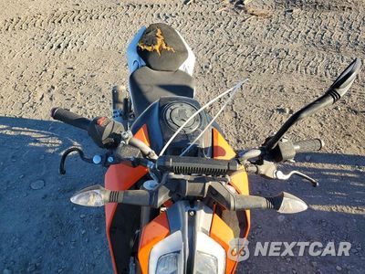 Piąte zdjęcie samochodu w środku: 2019 KTM 390 DUKE VIN:MD2JPJ40XKC222458 - miniatura