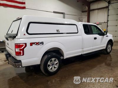 Trzecie zdjęcie samochodu z tyłu: 2018 FORD F150 SUPER CAB VIN:1FTFX1EGXJKC46335 - miniatura