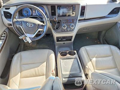 Zdjęcie 8 z 13 samochodu: 2016 TOYOTA SIENNA XLE 8-PASSENGER VIN:5TDYK3DC8GS695872 - miniatura