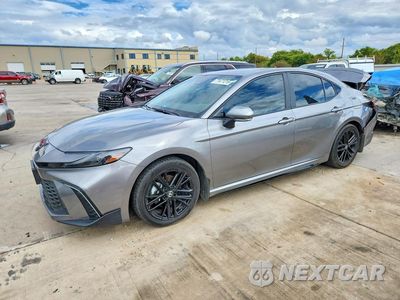 2025 TOYOTA CAMRY SE 4T1DAACK5SU650385 - główne zdjęcie licytacji z USA - miniatura