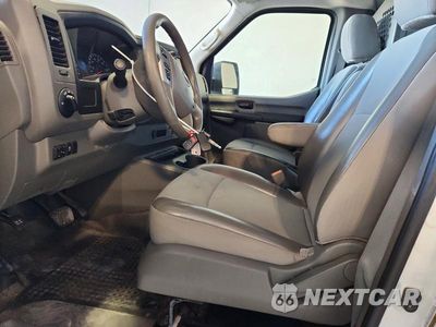 Zdjęcie 7 z 13 samochodu: 2017 NISSAN NV 1500 SV VIN:1N6BF0KM4HN806538 - miniatura