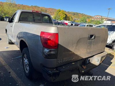 Trzecie zdjęcie samochodu z tyłu: 2007 TOYOTA TUNDRA BASE VIN:5TFLU52137X003397 - miniatura