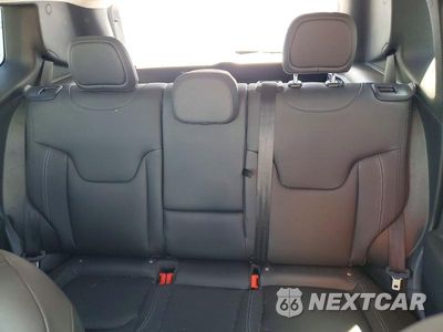 Zdjęcie 10 z 13 samochodu: 2018 JEEP RENEGADE VIN:ZACCJADB2JPH60731 - miniatura