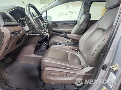 Zdjęcie 7 z 13 samochodu: 2019 HONDA ODYSSEY EXL VIN:5FNRL6H75KB129889 - miniatura