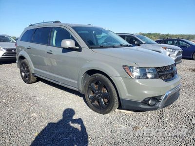 Czwarte zdjęcie samochodu z boku: 2020 DODGE JOURNEY CROSSROAD VIN:3C4PDCGB2LT270205 - miniatura