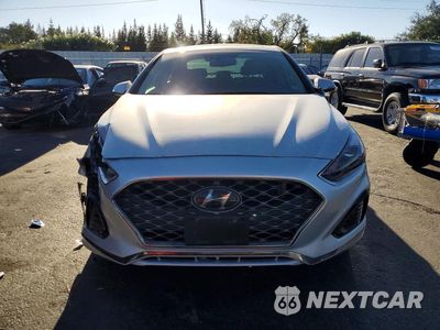 Piąte zdjęcie samochodu w środku: 2018 HYUNDAI SONATA LIMITED VIN:5NPE34AF2JH704695 - miniatura