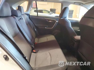 Zdjęcie 11 z 13 samochodu: 2021 TOYOTA RAV4 HYBRID XLE VIN:4T3R6RFV1MU012799 - miniatura
