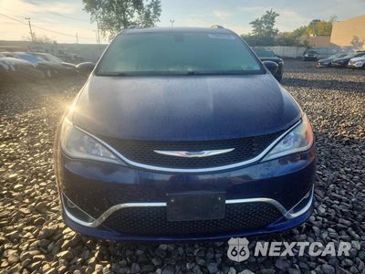 Piąte zdjęcie samochodu w środku: 2019 CHRYSLER PACIFICA TOURING L VIN:2C4RC1BG2KR526296 - miniatura