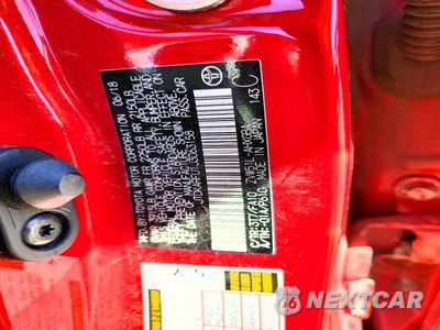 Zdjęcie 12 z 12 samochodu: 2018 TOYOTA PRIUS THREE VIN:JTDKARFU1J3063158 - miniatura