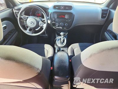 Zdjęcie 8 z 12 samochodu: 2016 KIA SOUL BASE VIN:KNDJN2A29G7288331 - miniatura
