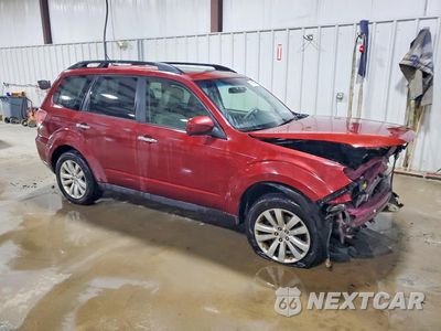 Czwarte zdjęcie samochodu z boku: 2013 SUBARU FORESTER 2.5X PREMIUM VIN:JF2SHADC5DH443927 - miniatura