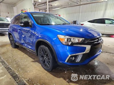 Czwarte zdjęcie samochodu z boku: 2018 MITSUBISHI OUTLANDER SPORT ES VIN:JA4AR3AU9JU003433 - miniatura