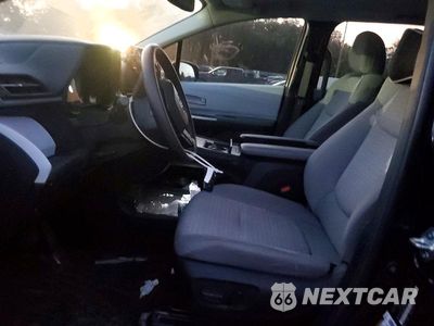 Zdjęcie 7 z 13 samochodu: 2025 TOYOTA SIENNA LE VIN:5TDBSKFC2SS175057 - miniatura