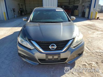 Piąte zdjęcie samochodu w środku: 2016 NISSAN ALTIMA 2.5 SV VIN:1N4AL3AP4GC274504 - miniatura