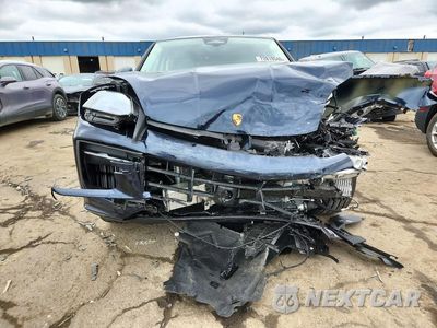 Piąte zdjęcie samochodu w środku: 2026 PORSCHE CAYENNE E HYBRID COUPE VIN:WP1BE2AY5TDA45814 - miniatura