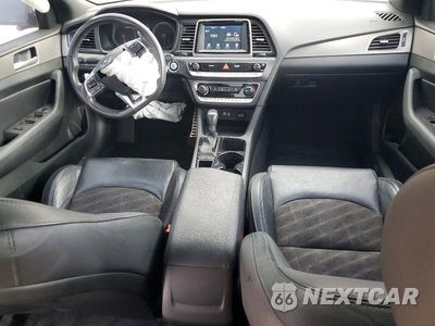 Zdjęcie 8 z 12 samochodu: 2018 HYUNDAI SONATA VIN:5NPE34AF2JH625575 - miniatura
