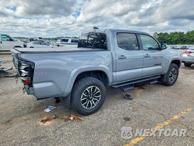 Trzecie zdjęcie samochodu z tyłu: 2021 TOYOTA TACOMA TRD SPORT VIN:5TFAZ5CN3MX107068 - miniatura